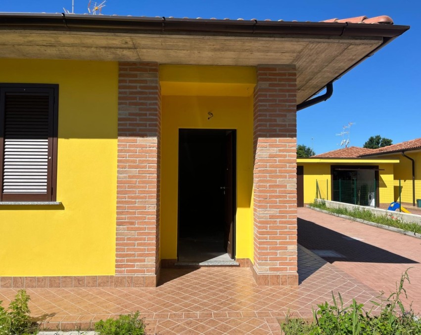 Newly built single-level villa in Ceranova – energy class A4